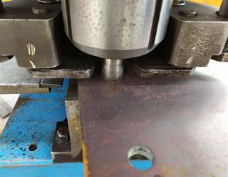 FORI SU PIASTRE DA 100/10 A 300/10